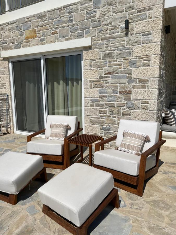 Villa Pnoe Seaside Kalamaki  Eksteriør billede